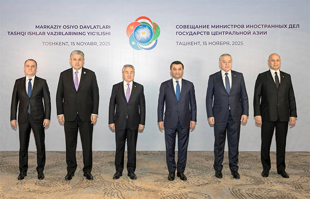 Глава МИД Узбекистана провёл совещание с коллегами из стран ЦА