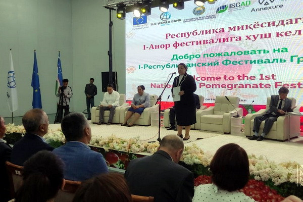 The 1st pomegranate festival in Uzbekistan is held for the first time in Surkhandarya region