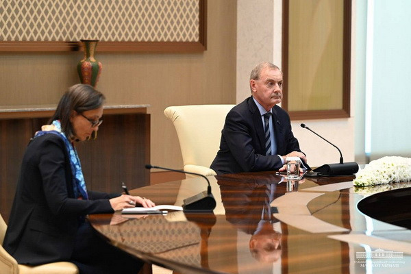 President of Uzbekistan receives the EU Special Envoy
