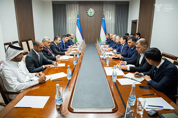 A meeting takes place with the Deputy Minister of Transport of Qatar