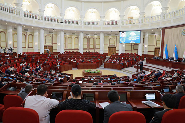 The Legislative Chamber approved a bill declaring the presence of foreigners and stateless persons in Uzbekistan unacceptable