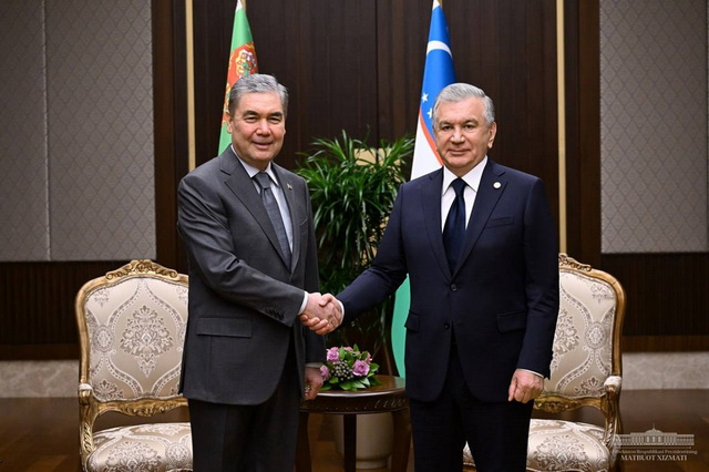 Leaders of Uzbekistan and Turkmenistan discuss current issues of further expansion of multifaceted cooperation
