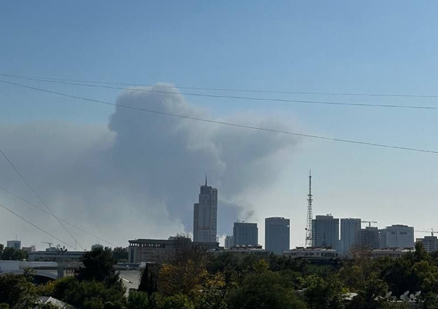 В цехе по производству краски в Ташкентской области произошел пожар