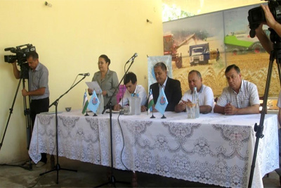 УзЛиДеП провела встречу с хорезмскими зерноводами