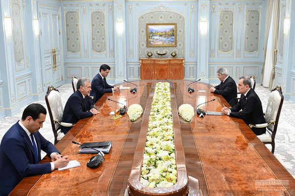 President of Uzbekistan notes the importance of further enhancing practical cooperation with Azerbaijan