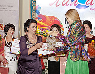 «Женщиной года-2012» стала  Насиба Нурова