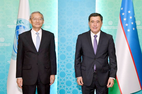 Vladimir Norov meets with the SCO Secretary General