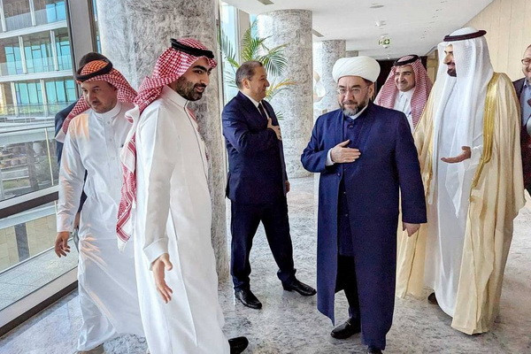 A meeting of the delegation of Uzbekistan with the leadership of the Ministry of Hajj and Umrah of Saudi Arabia takes place in Jeddah
