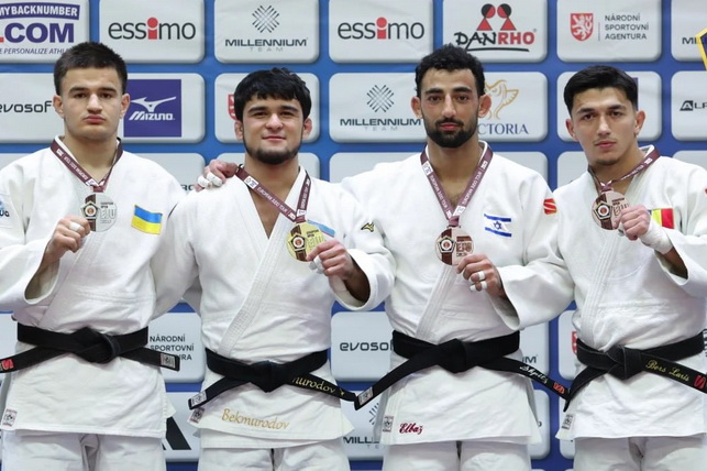 Uzbek Judoka Zamokhshari Bekmurodov Wins Gold at Prague Tournament