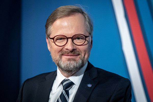 Премьер-министр Чехии посетит Узбекистан