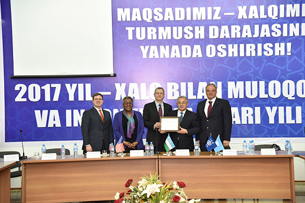 Manuals on counter trafficking for labor migrants presented in Tashkent