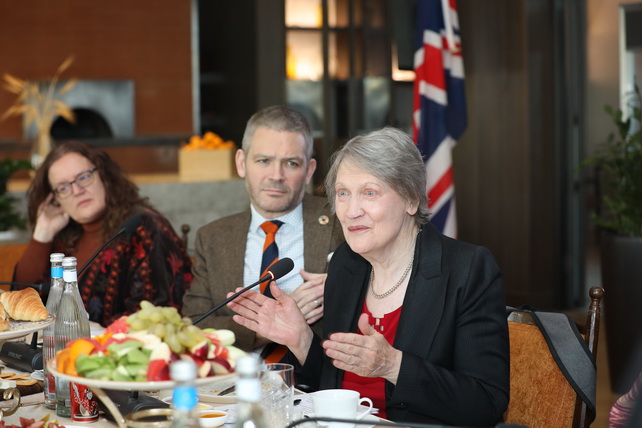 Хелен Кларк поделилась опытом на встрече с женщинами-лидерами Узбекистана