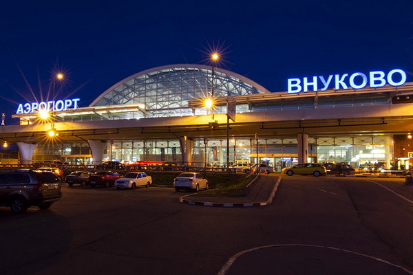 Борт Москва - Бухара сел после срабатывания датчика неисправности