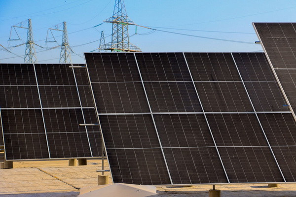 A solar photovoltaic plant with a capacity of 1 MW was put into operation at the Talimarjan TPP