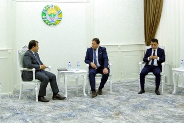 The Chairman of the Chamber of Commerce and Industry met with the Chairman of the Committee for Eastern Europe of the Hamburg Chamber of Commerce