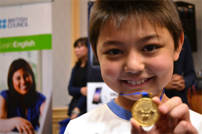 Завершилась кампания «Изучаем Английский вместе с родителями»