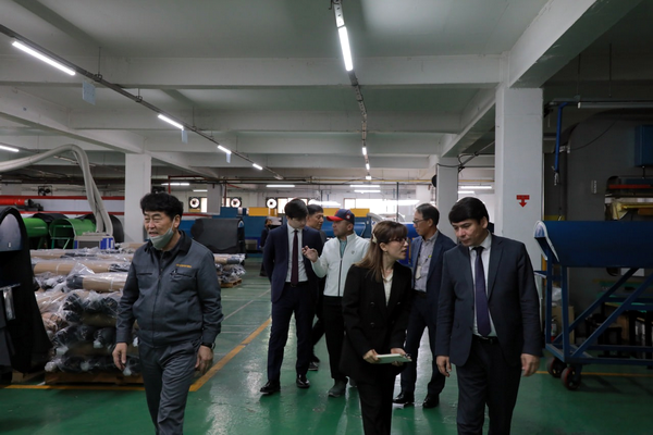 Узбекистан начнет поставлять готовую кожу в компании Hyundai, Kia, Toyota