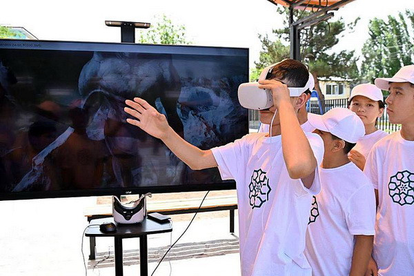Chairman of the Board of Trustees of the Zamin Foundation visited an inclusive IT camp