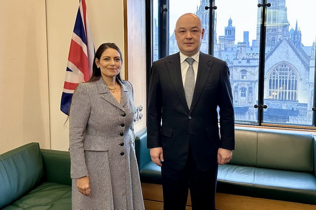 O'zbekiston elchisi Buyuk Britaniya Parlamenti Jamoatlar palatasi a'zosi bilan muzokaralar o'tkazdi