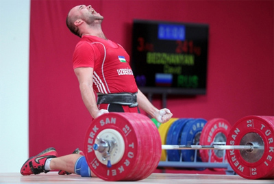 Ruslan Nurudinov becomes world weightlifting champion