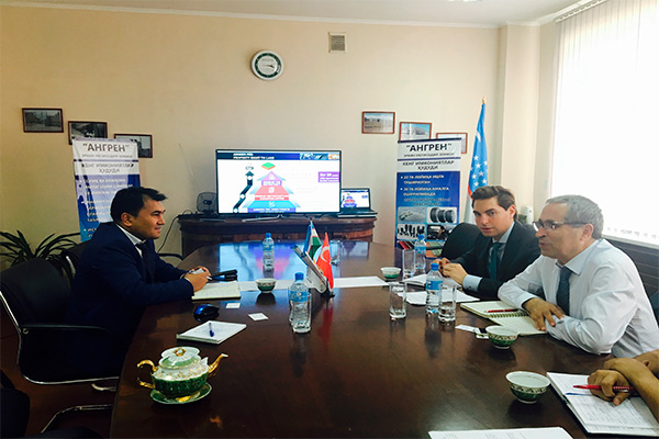 В СЭЗ «Ангрен» наладят производство санитарной керамики и плитки