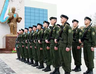 В Узбекистане объявлен призыв в армию