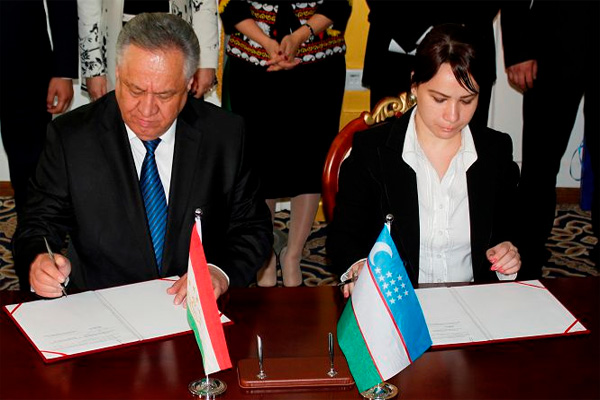 Uzbekistan and Tajikistan ink 20 contracts for US$35m