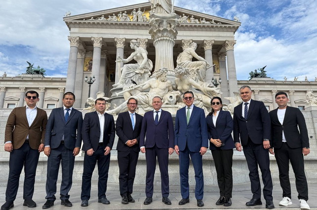 Uzbekistan Delegation Discusses Prospects for Economic Cooperation in Austrian Parliament