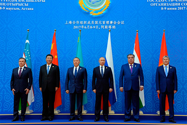 SCO leaders approve membership of India and Pakistan in organization
