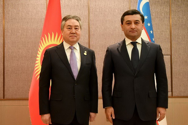 Various aspects of Uzbek-Kyrgyz relations discussed