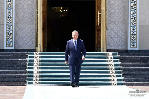 President of Uzbekistan departs for Kazakhstan