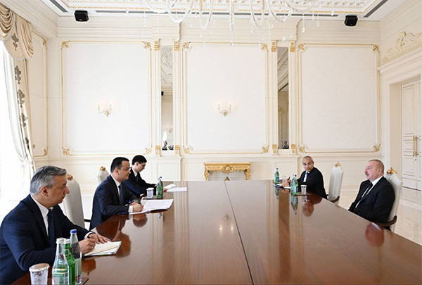 President of Azerbaijan meets with the Minister of Investment, Industry and Trade of Uzbekistan