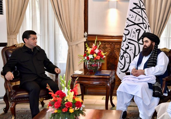 Uzbek FM holds  talks in Afghanistan