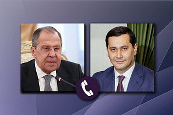 Сардор Умурзаков и Сергей Лавров провели телефонный разговор