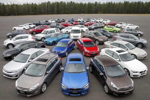 Сколько новых легковых автомобилей было зарегистрировано за 6 месяцев 2022 года?