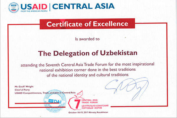 USAID Project awards Certificate of Distinction to delegation of Uzbekistan
