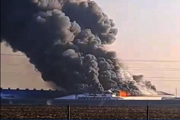 A fire occurred on the territory of a poultry farm in Pskent district