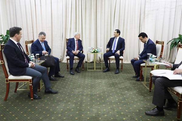 Meeting with Hungarian businessman Sandor Chanyi
