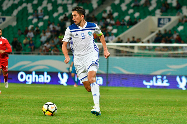 Сборная Узбекистана с минимальным счётом уступила Ирану (видео)