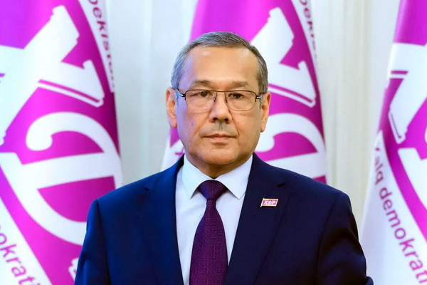 Улугбек Иноятов утвержден кандидатом в президенты от НДПУ