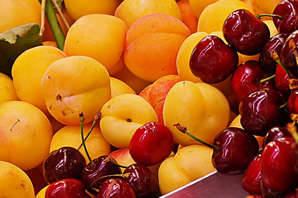 Uzbekistan to supply cherries and peaches to Kuwait