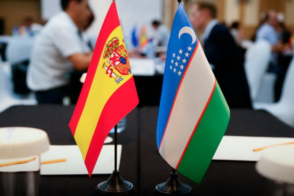An Uzbek restaurant opens in Valencia