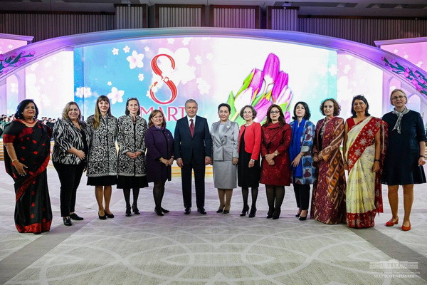 President of Uzbekistan congratulates women on the holiday