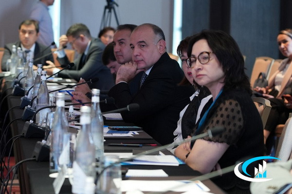 В городе Самарканде продолжает свою работу Международный круглый стол «Реформа налоговой и таможенной политики, а также цифровизация администрирования доходов»