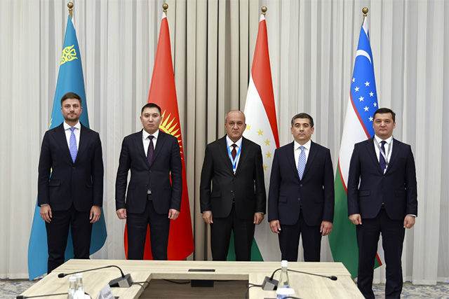 Dialogue between heads of parliamentary offices of Central Asian States held at forum