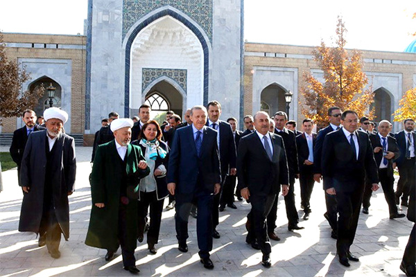 President of Turkey visits historic sites in Samarkand