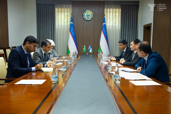 Uzbekistan and Pakistan to develop multimodal freight transportation