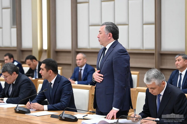 Агентство по внешней трудовой миграции будет подчинено Кабмину, а его главой назначен Бехзод Мусаев