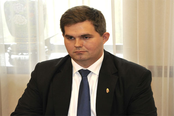 ТИВ да Вeнгрия элчиси билан музокаралар бўлиб ўтди