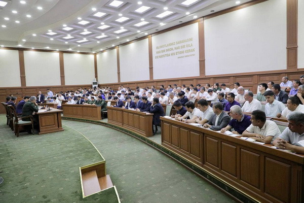 Обсуждены меры по стимулированию комплексного развития Андижанской области